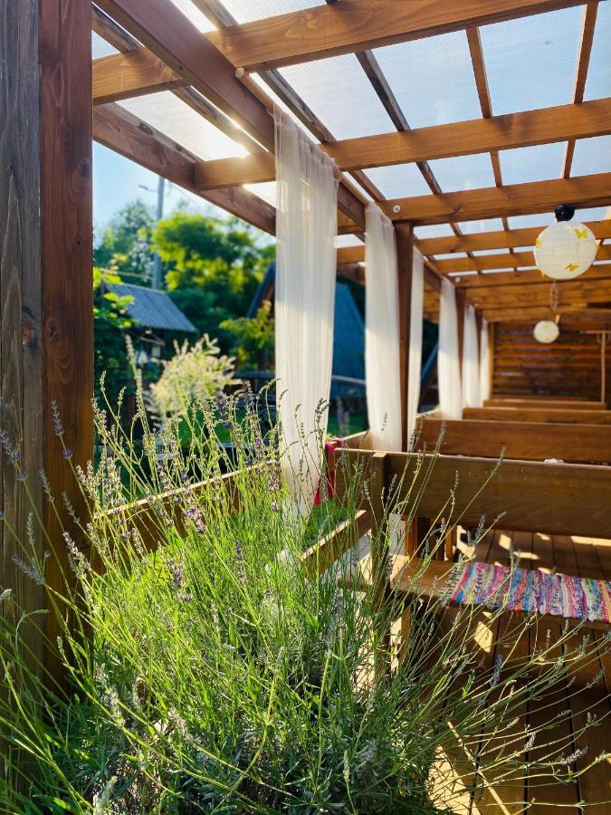 Rooms & Glamping Lana Haus Licko Petrovo Selo Esterno foto